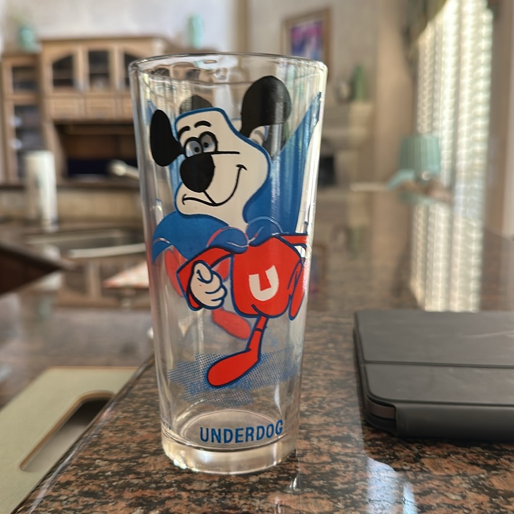 Underdog Cartoon Glass Tumbler